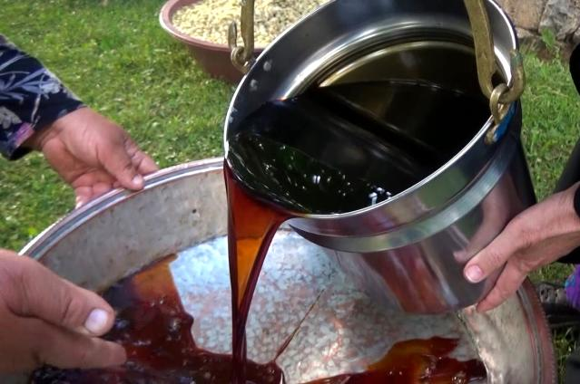 Dut pekmezinin sofra yolculuğu başladı
